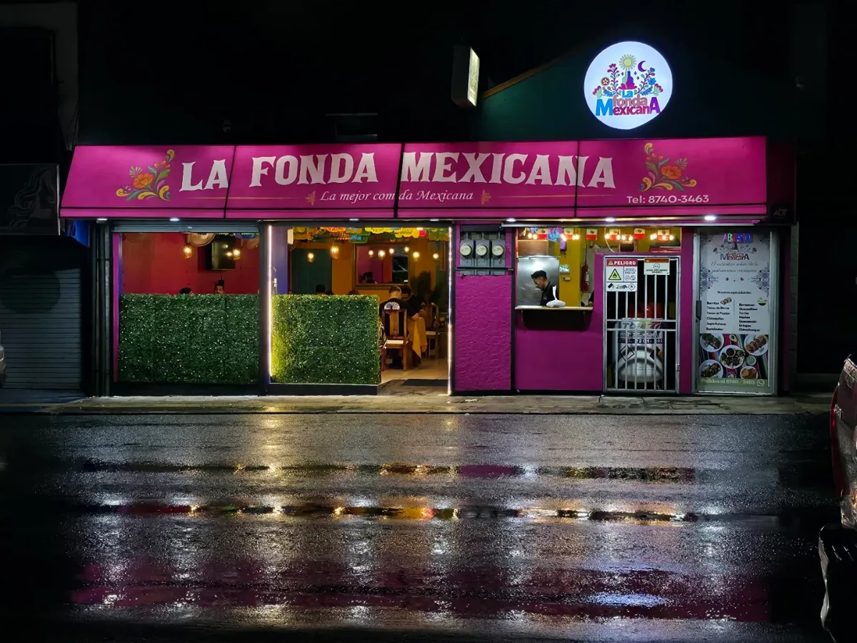 Fachada de La Fonda Mexicana La Agonía